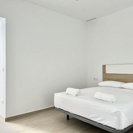 Moderno Apartamento Con Terraza En La Azotea Roses Ngoại thất bức ảnh