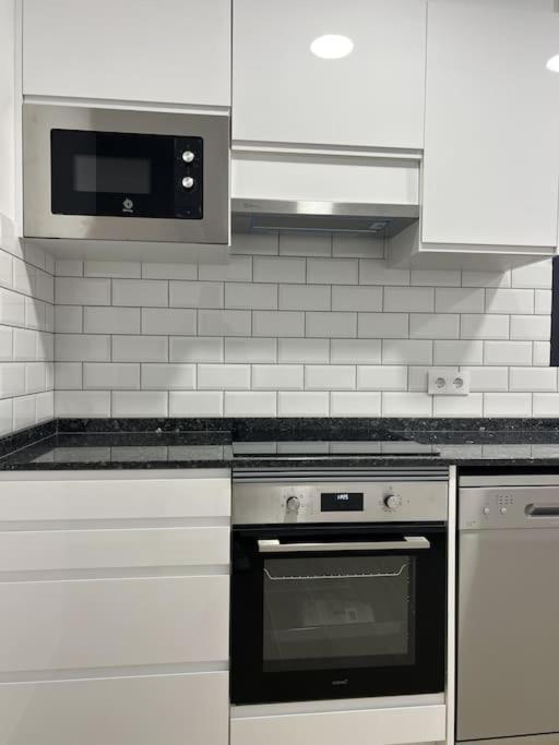 Moderno Apartamento Con Terraza En La Azotea Roses Ngoại thất bức ảnh
